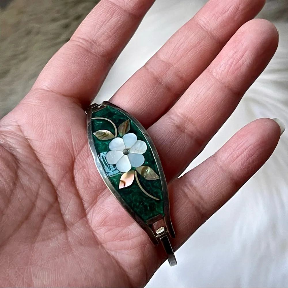 Vintage | Green Enamel Base with Inlay Abalone & Mother of Pearl Kids Size 16cm